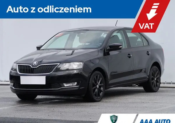 lubelskie Skoda RAPID cena 39000 przebieg: 147778, rok produkcji 2017 z Strzelce Opolskie